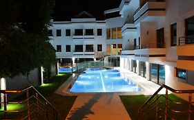 Malahit Exclusive City Hotel